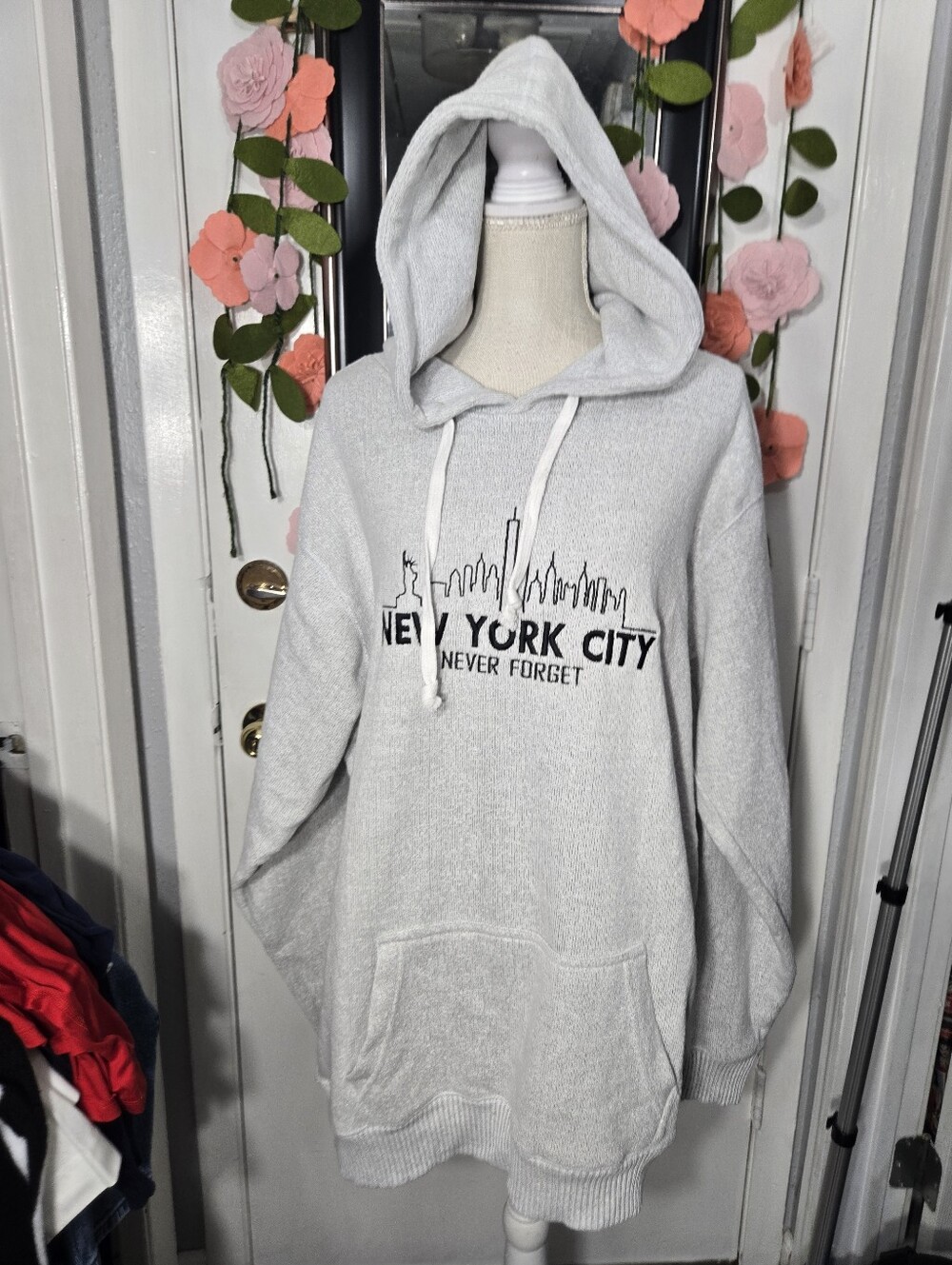 New York City Never Forget Hood Embroidered NWT Sz XL Gray